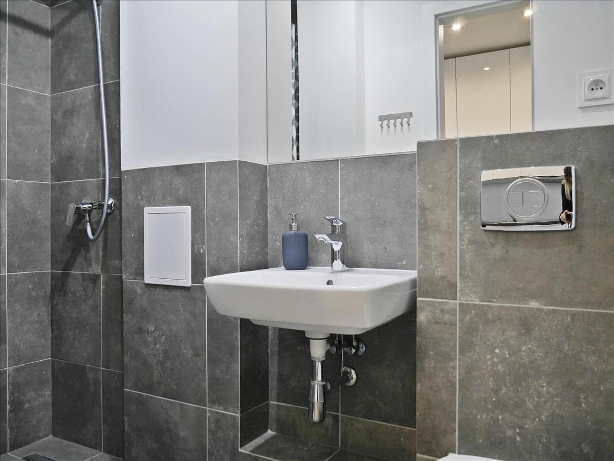 Bagno 154 City Centre Varsovie Extérieur photo